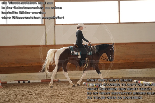 s_A_901669.JPG